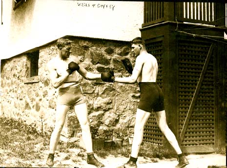 Bombadier Billy Wells